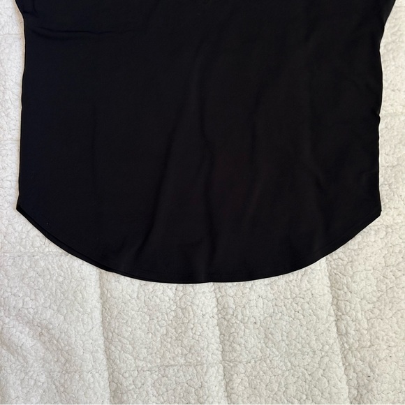 FOREVER 21 - Women's Black V-Neck Top - Picture 6 of 8